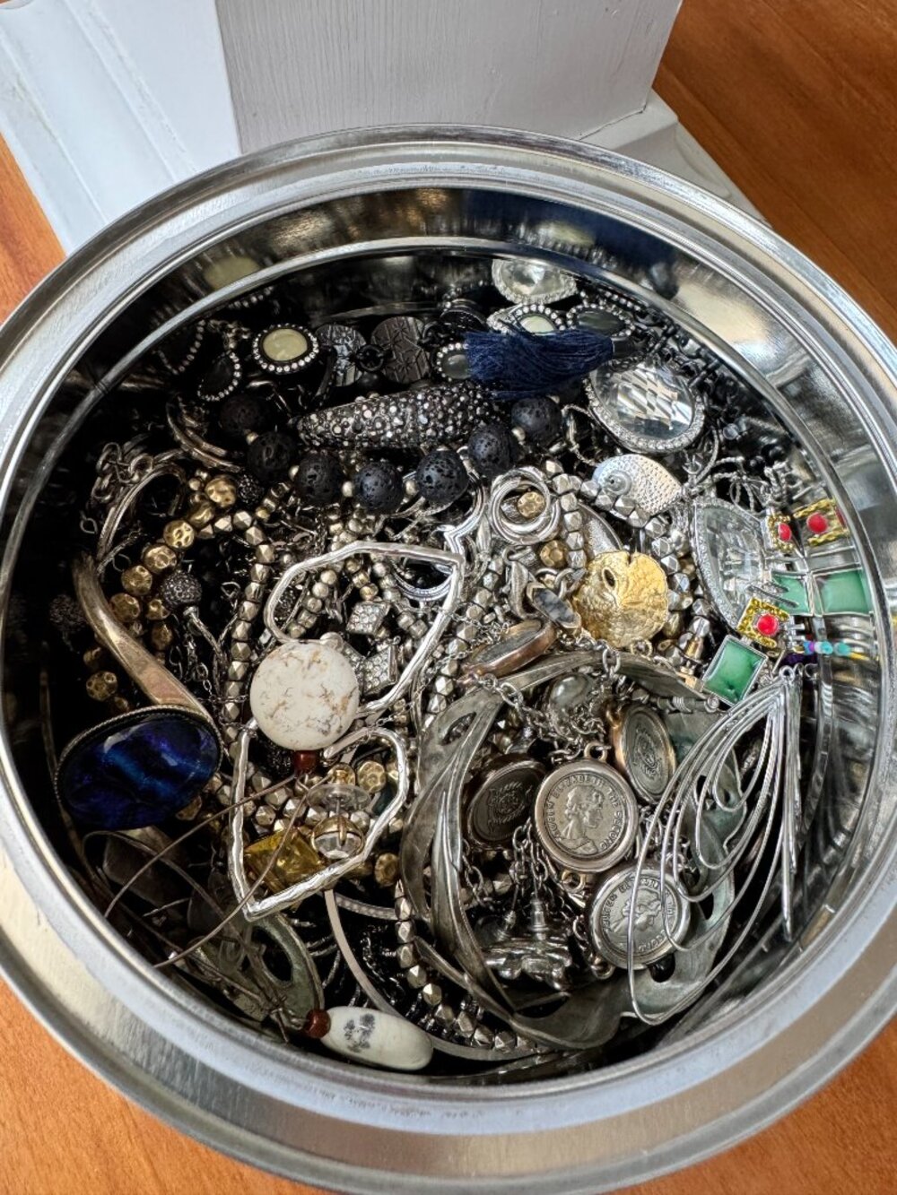 Over 4 lbs Mystery Jewelry Lot - Picture 5 of 9